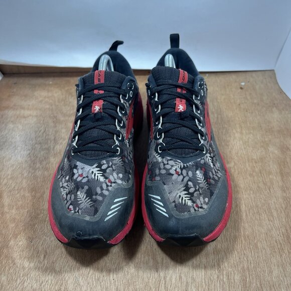 Brooks Cascadia 16 x Louie Gong Men Size 9 Black Red 1203631B008 Running Shoes - Picture 2 of 9